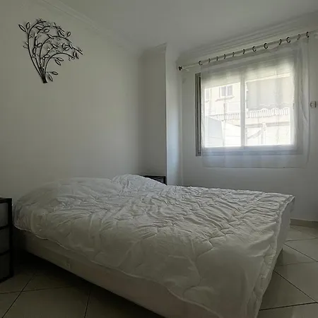 3 Pieces - Proche Centre Apartment *